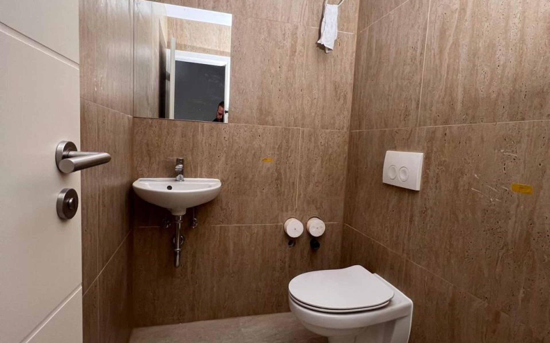 WhatsApp Image 2026-04-21 at 15.12.10